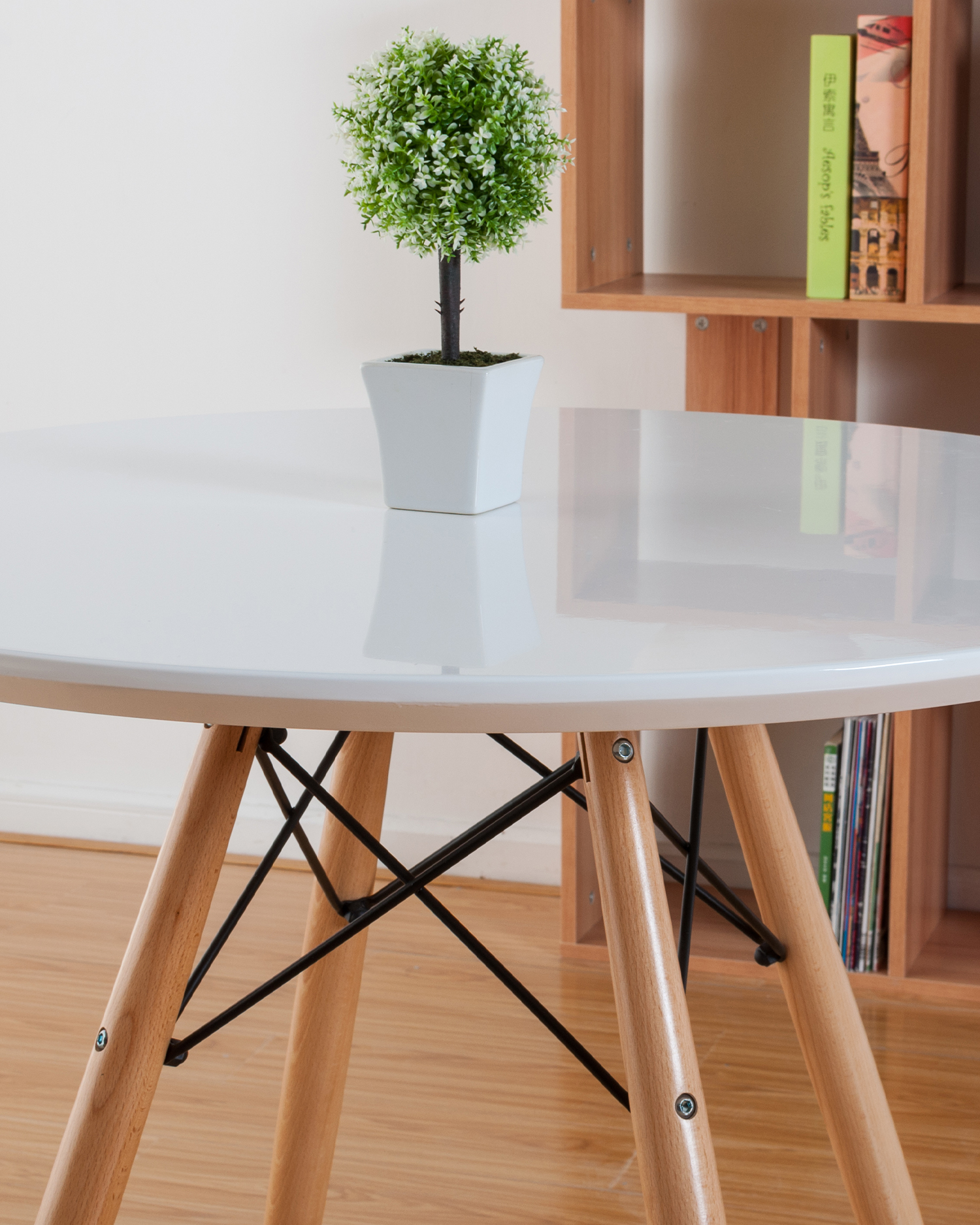 Nordycki okrągły stół jadalny Nordycki okrągły stół jadalny